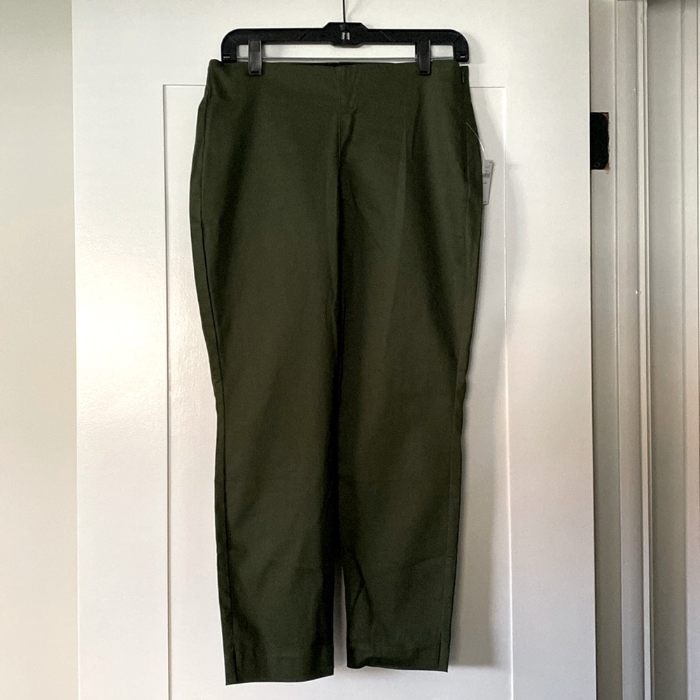 NWT Old Navy Olive Green High-Waisted Skinny Ankle Pants - Size 8P